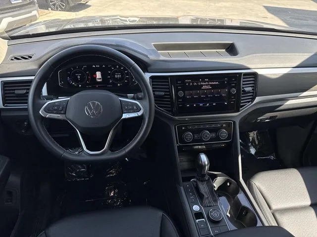 Certified Used 2023 Black Volkswagen 3.6L V6 SE w/Technology image 7