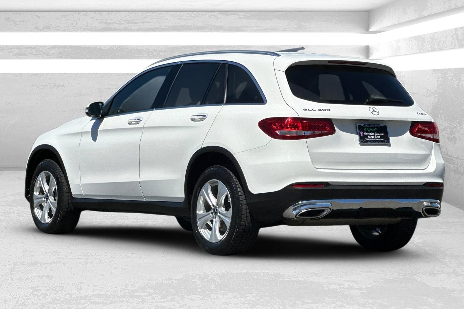 Used 2018 White Mercedes-Benz GLC 300 image 6
