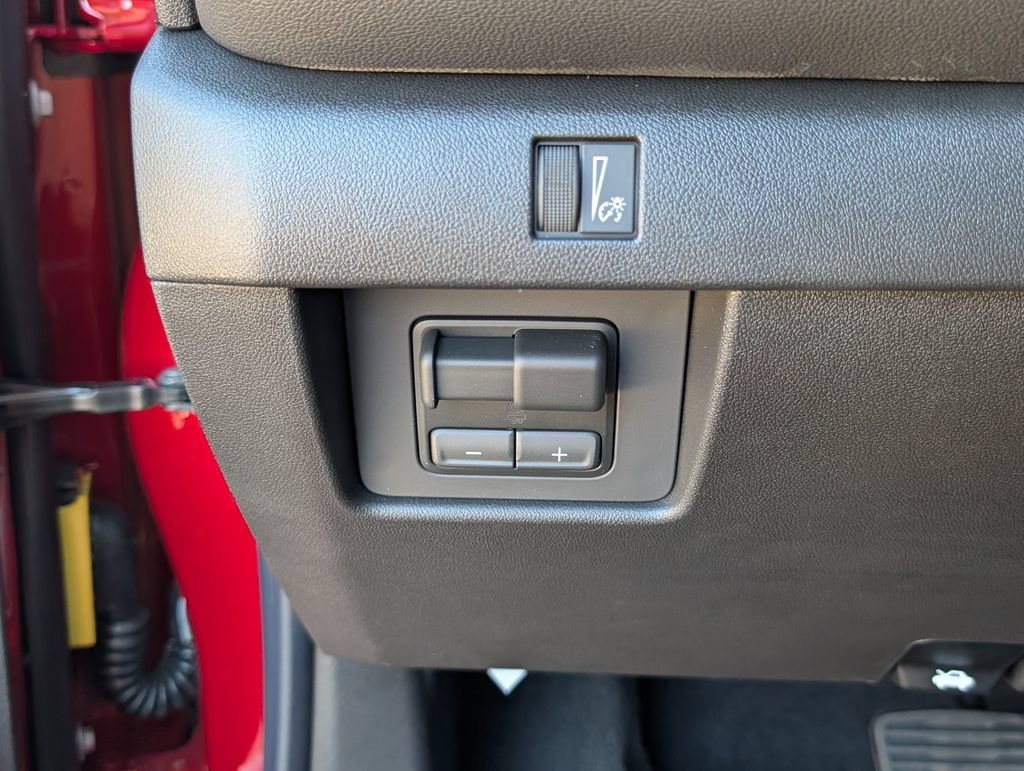 2026 Chevrolet Colorado LT - Photo 14