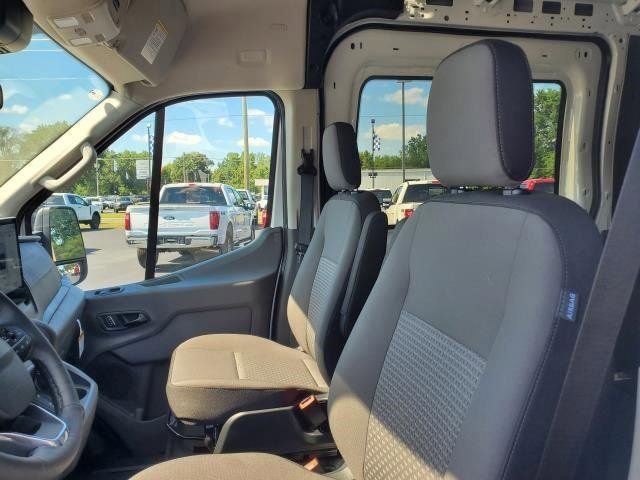 2025 Ford Transit Van Base - Photo 15