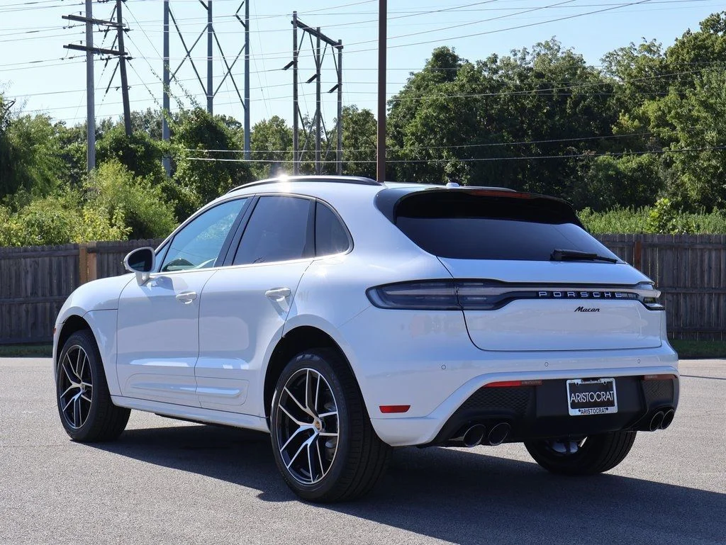Used 2026 Carrara White Metallic Porsche  image 3