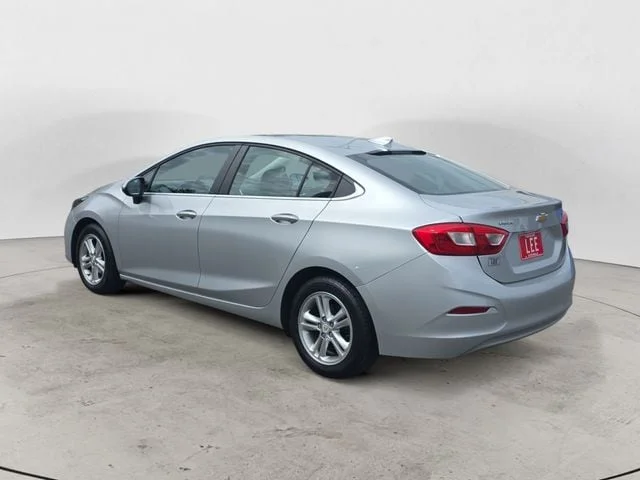 Used 2017 Silver Ice Chevrolet LT image 3