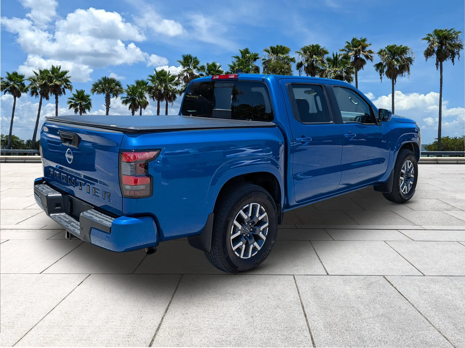 Used 2024 Bluestone Nissan SL image 8