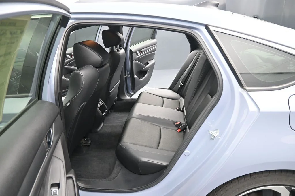 Used 2022 Sonic Gray Pearl Honda Sport image 15