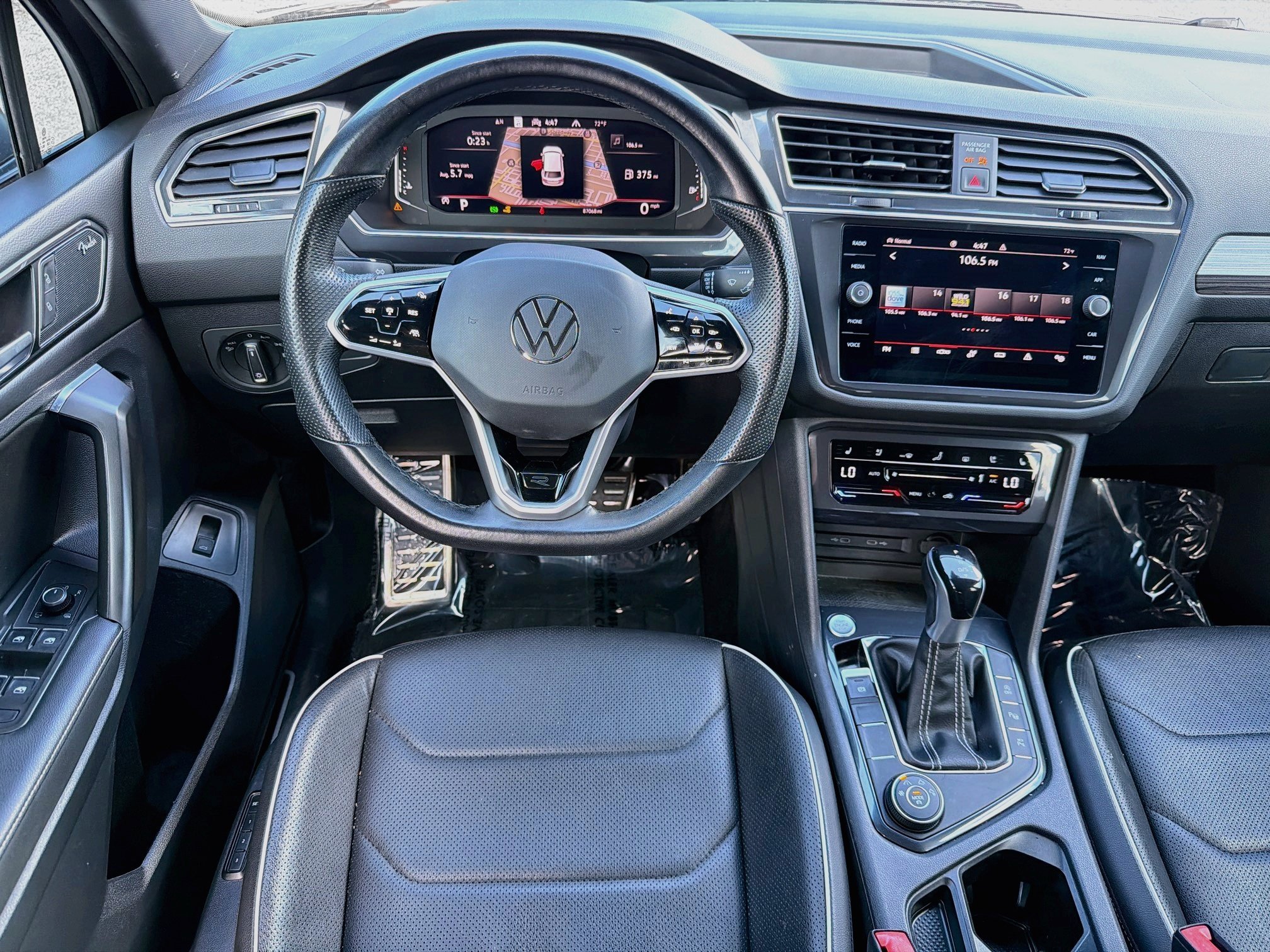 Used 2022 Black Volkswagen SEL R-Line image 17