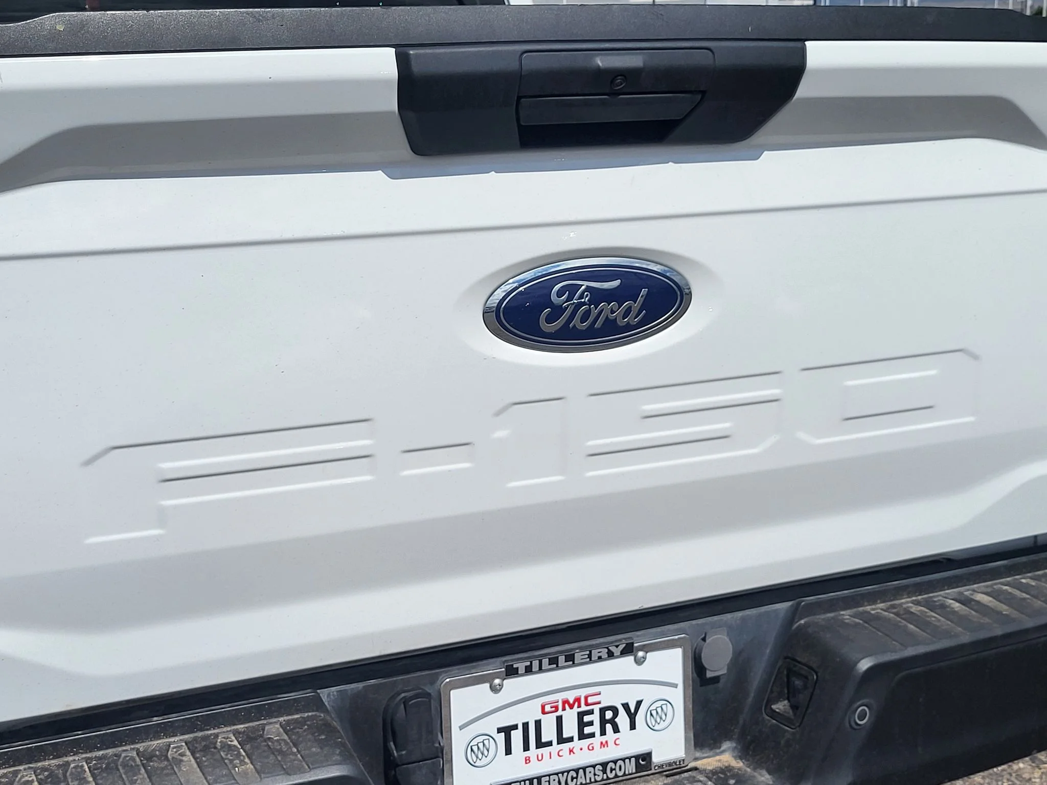 Used 2023 White Ford XL image 8
