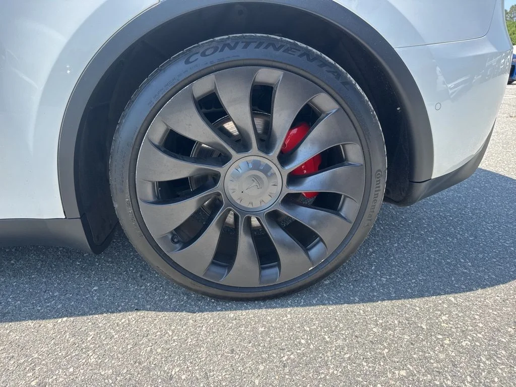 Used 2022 White Tesla Performance image 33