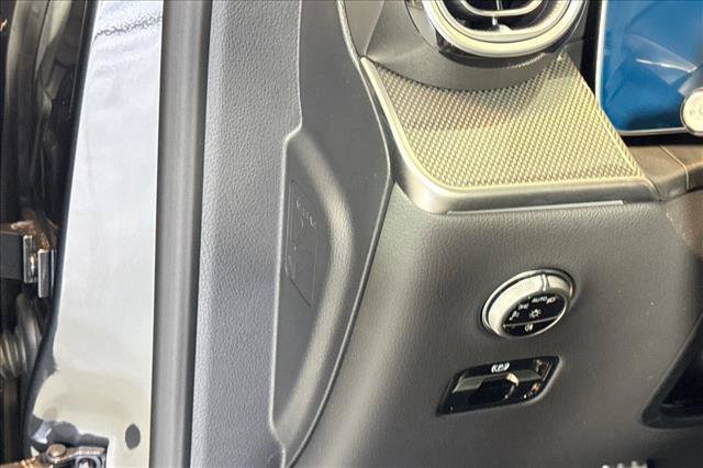 New 2026 Graphite Grey Metallic Mercedes-Benz GLC 300 image 40