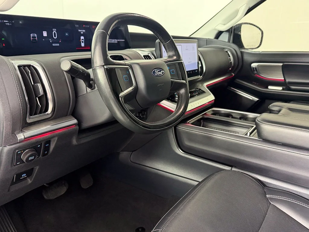 Used 2025 Black Ford Platinum image 11
