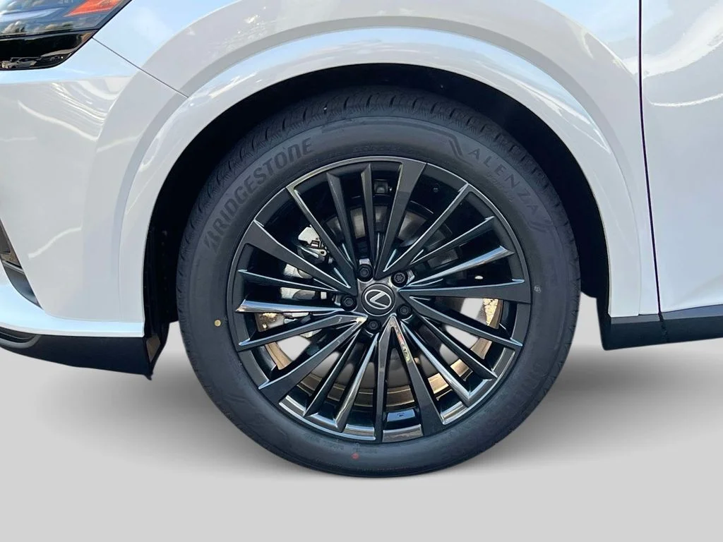 New 2026 Eminent White Pearl Lexus RX 450h+ PREMIUM AWD image 10