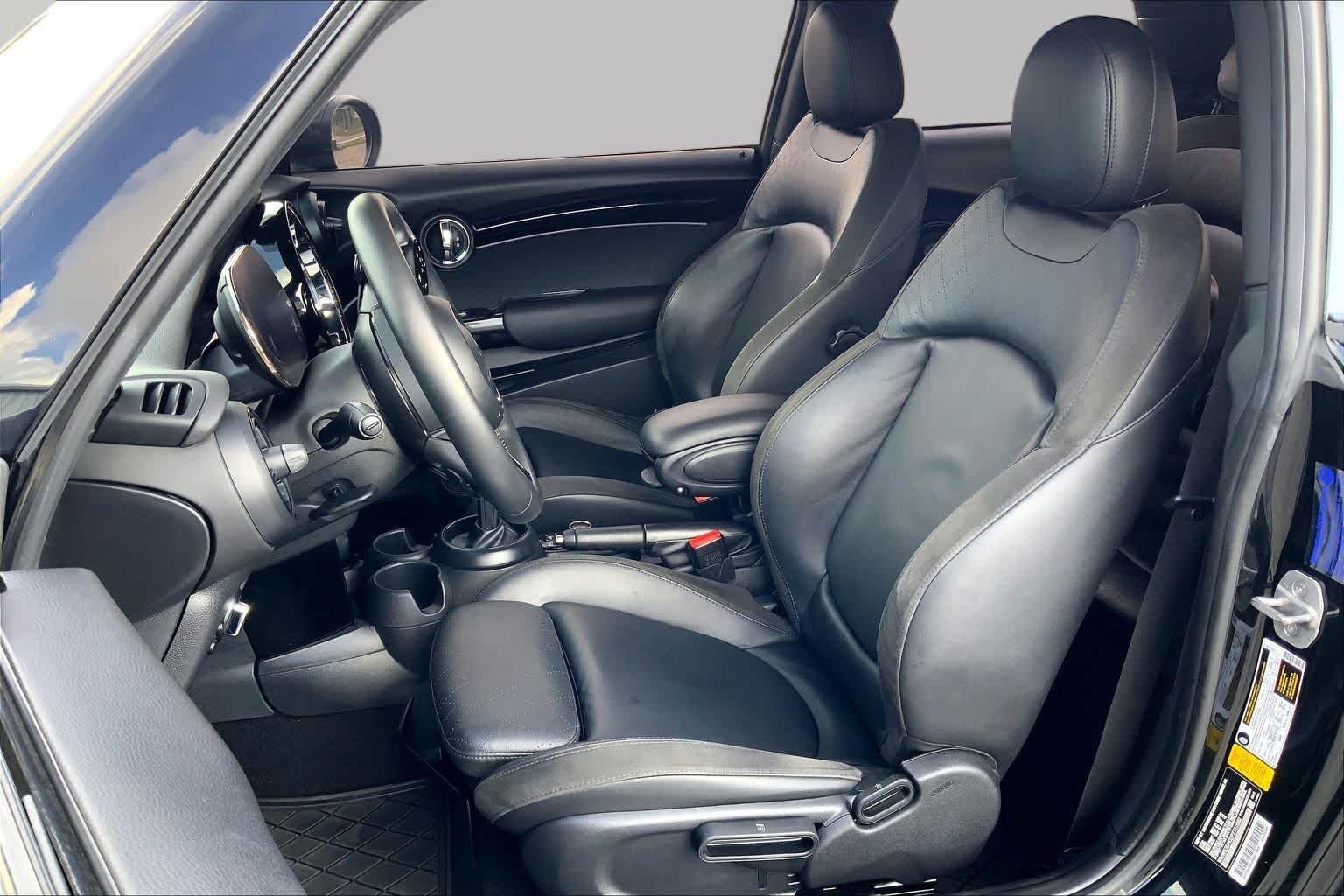 Used 2023 Midnight Black II MINI Cooper S image 8