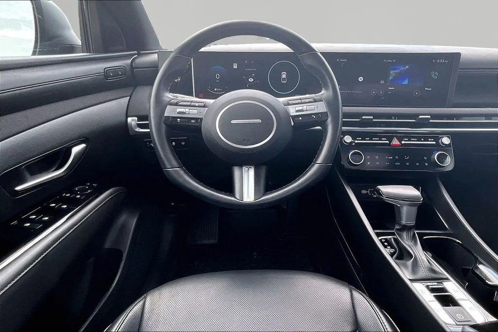 Used 2026 Hampton Gray Hyundai Limited image 5