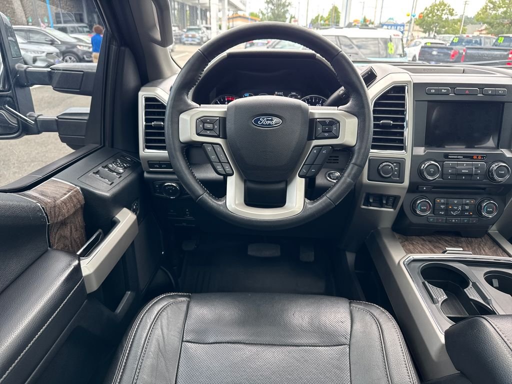 Certified Used 2018 Magnetic Metallic Ford Lariat image 18
