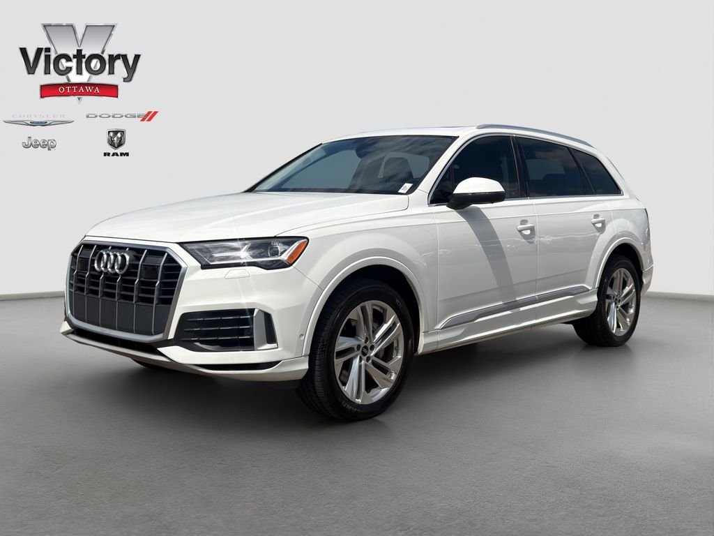 Used 2023  Audi 55 Premium Plus image 1