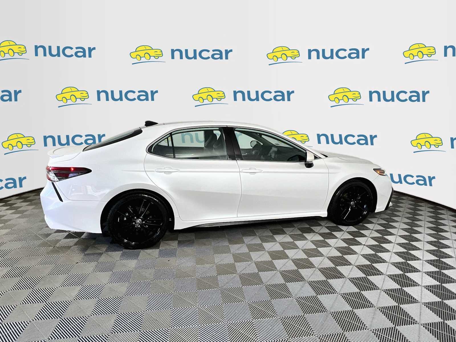 Used 2021 Wind Chill Pearl Toyota XSE image 7