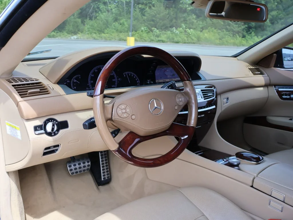 Used 2011 Black Mercedes-Benz CL 550 image 17