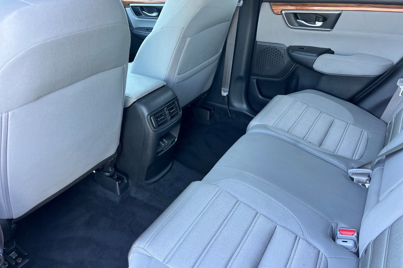 Used 2022  Honda EX image 4