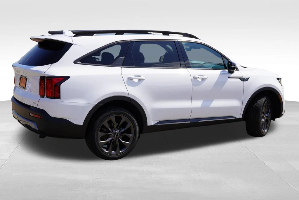 Used 2023 Glacial White Pearl Kia X-Line SX Prestige image 4