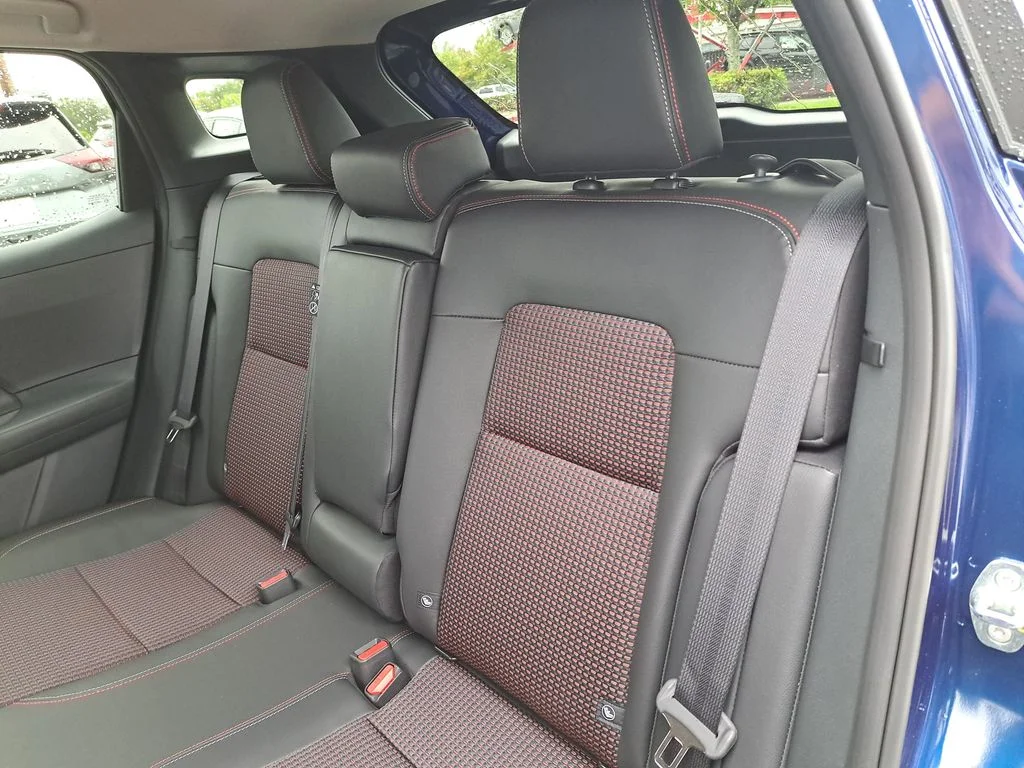 2026 Nissan KICKS SR - Photo 13