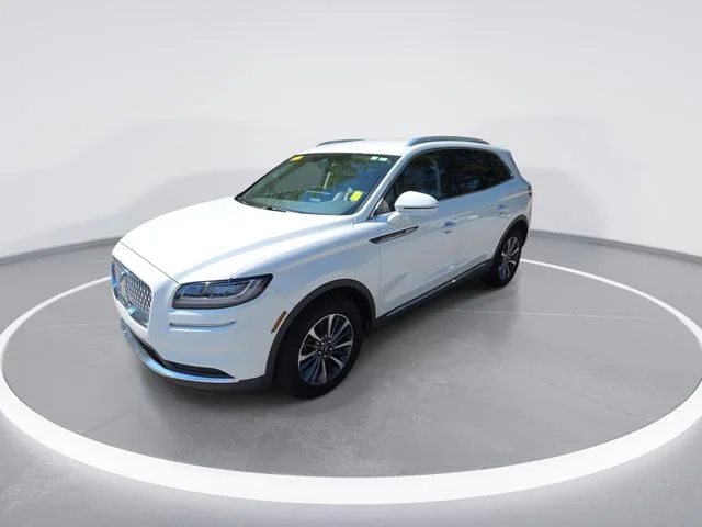 Used 2023 White Lincoln Standard image 3