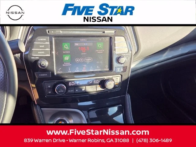 Used 2021 Black Nissan Platinum image 20