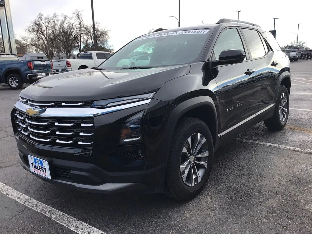 Used 2025 Mosaic Black Metallic Chevrolet LT image 3