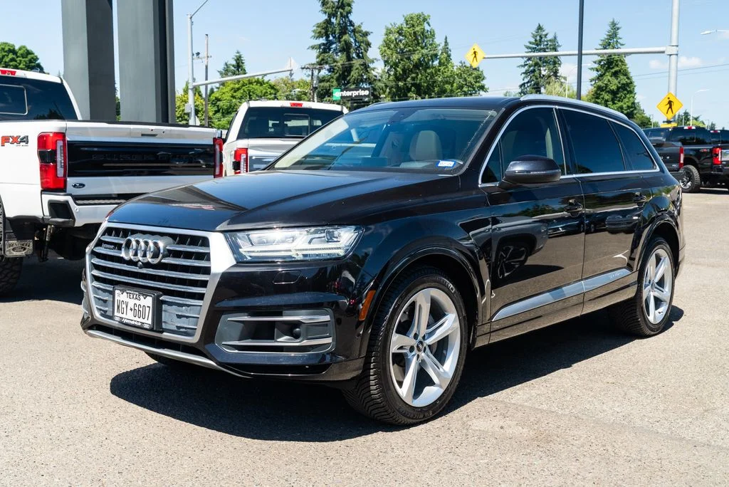 Used 2019 Black Audi 55 Prestige image 3