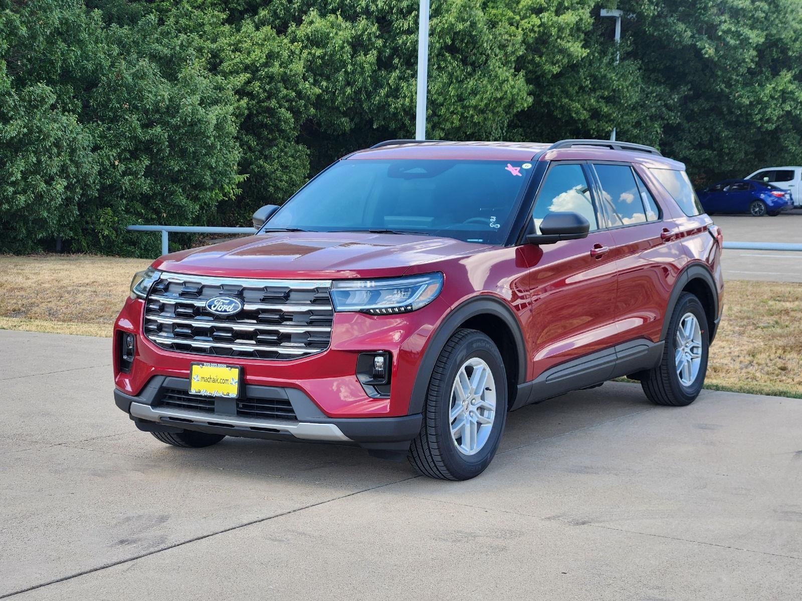 New 2027 Ruby Red Metallic Tinted Clearcoat Ford Active image 2
