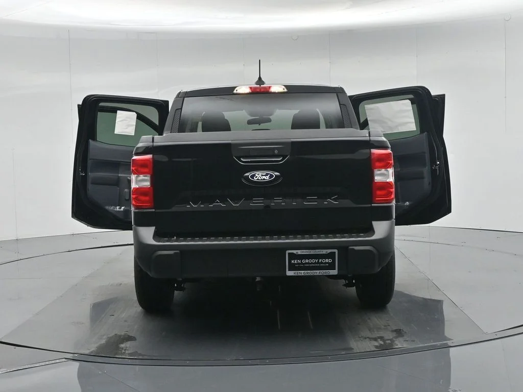 New 2026 Shadow Black Ford XL image 27