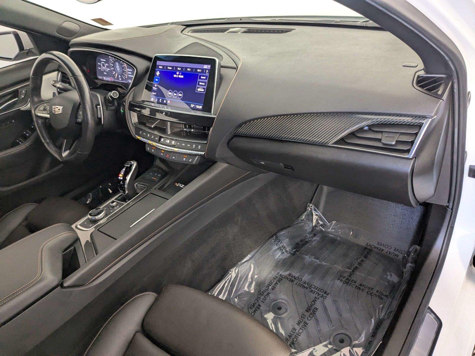 Used 2022 Summit White Cadillac Sport image 34