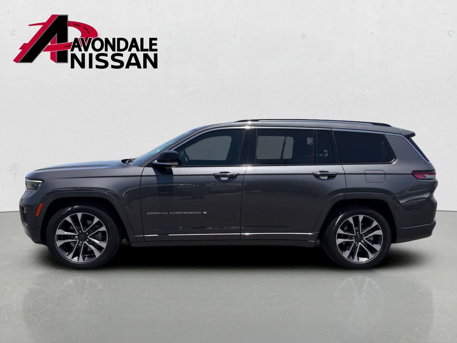 Used 2022 Baltic Gray Metallic Clearcoat Jeep Overland image 2