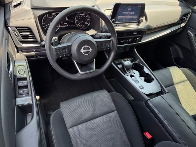 Used 2024 White Nissan SV image 21