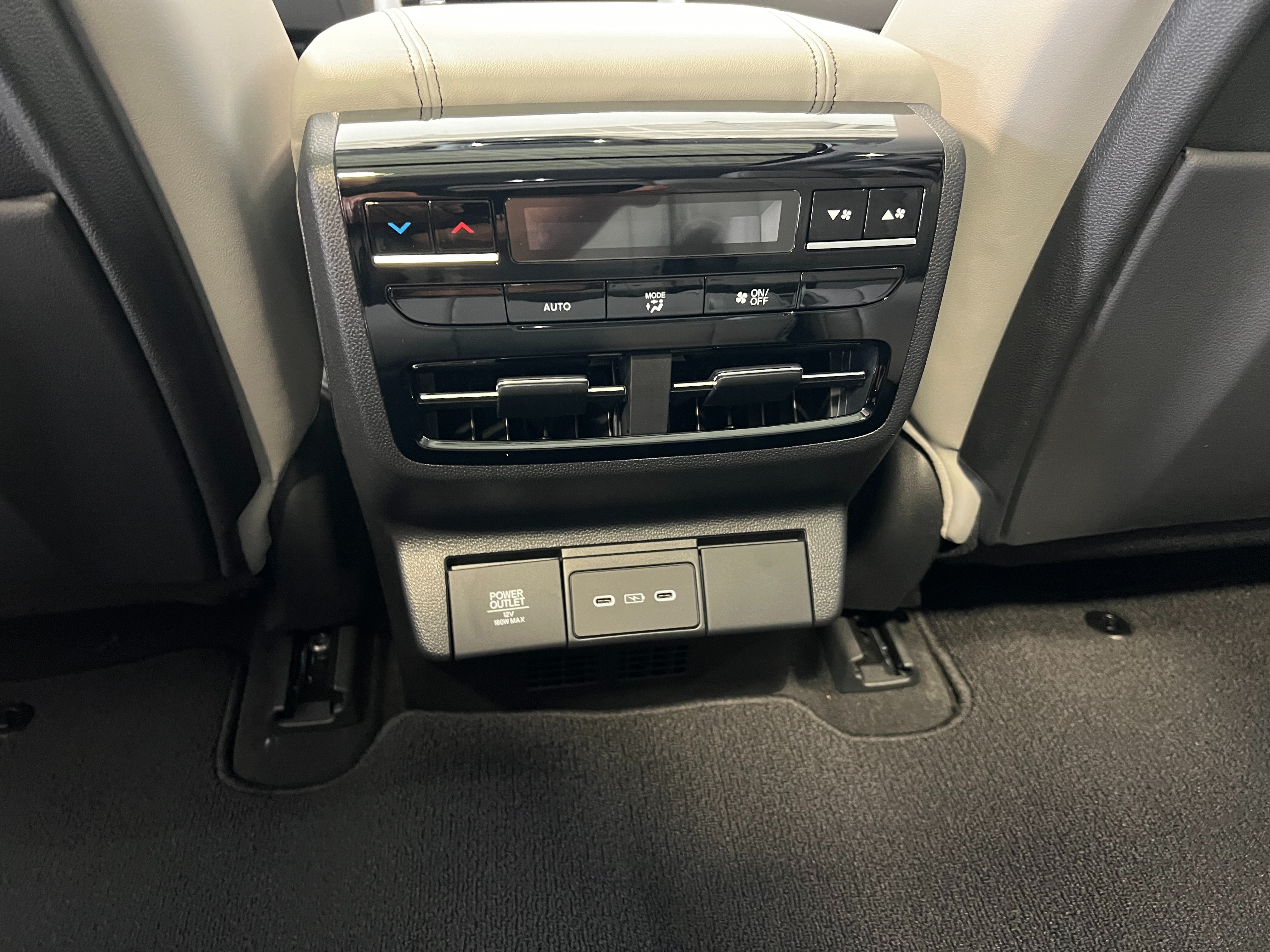 New 2026 Solar Silver Metallic Acura w/Technology Package image 31