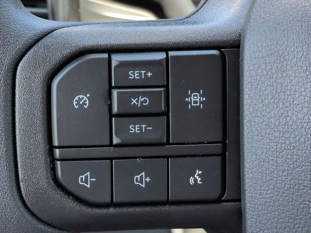 New 2026 Oxford White Ford F-450® XL image 21