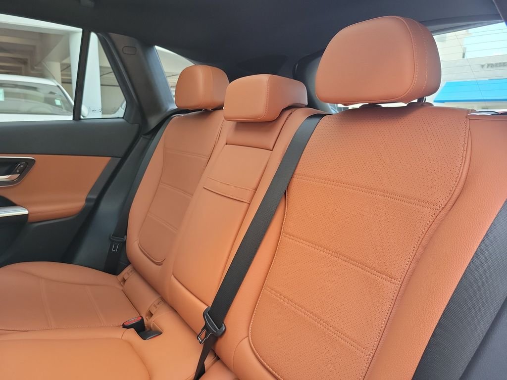 Certified Used 2026 White Mercedes-Benz GLC 300 image 9