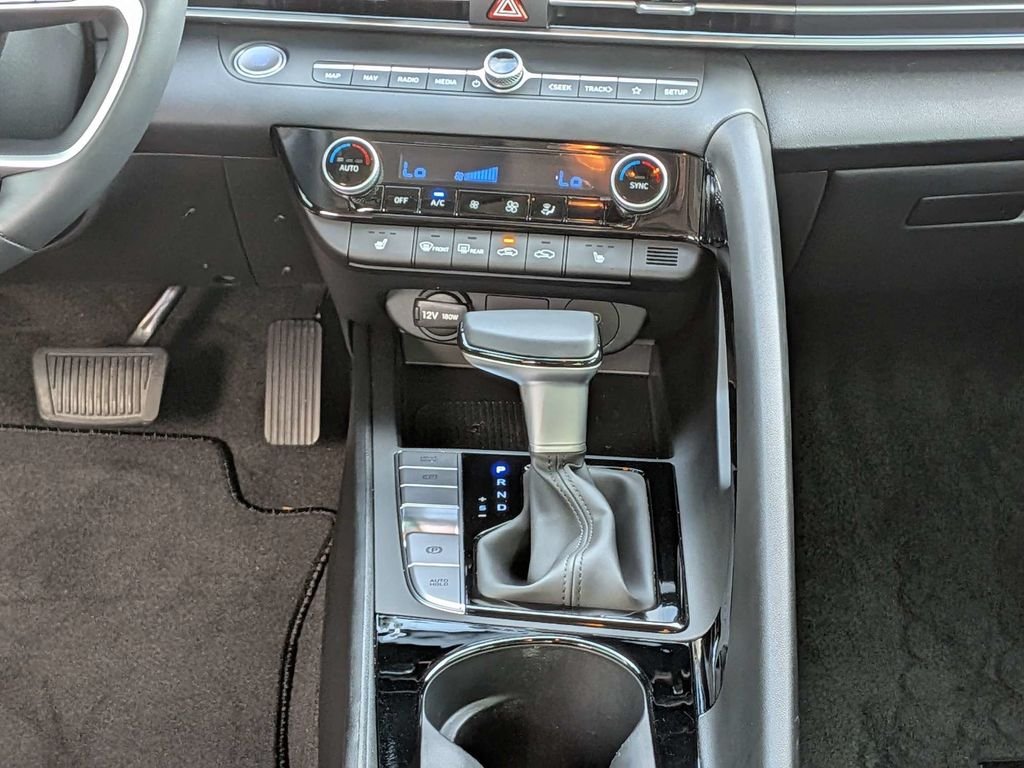 Used 2026 White Hyundai Limited image 26