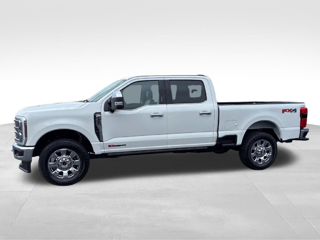 Used 2024 White Ford Lariat image 2