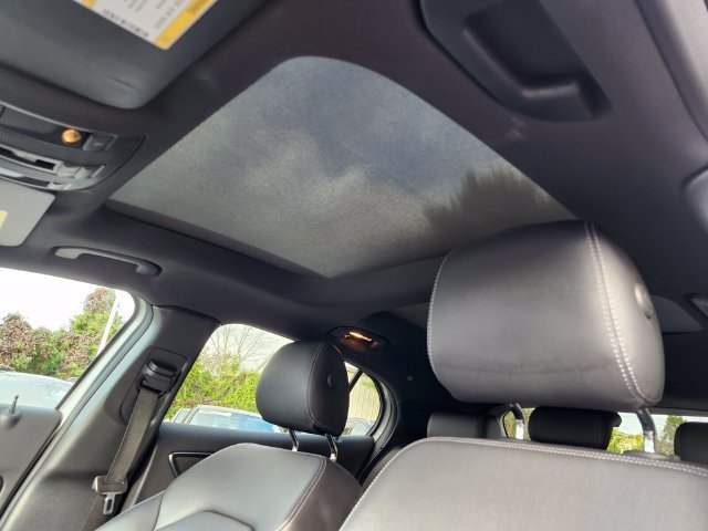 Used 2017 Silver Mercedes-Benz GLA 250 image 20