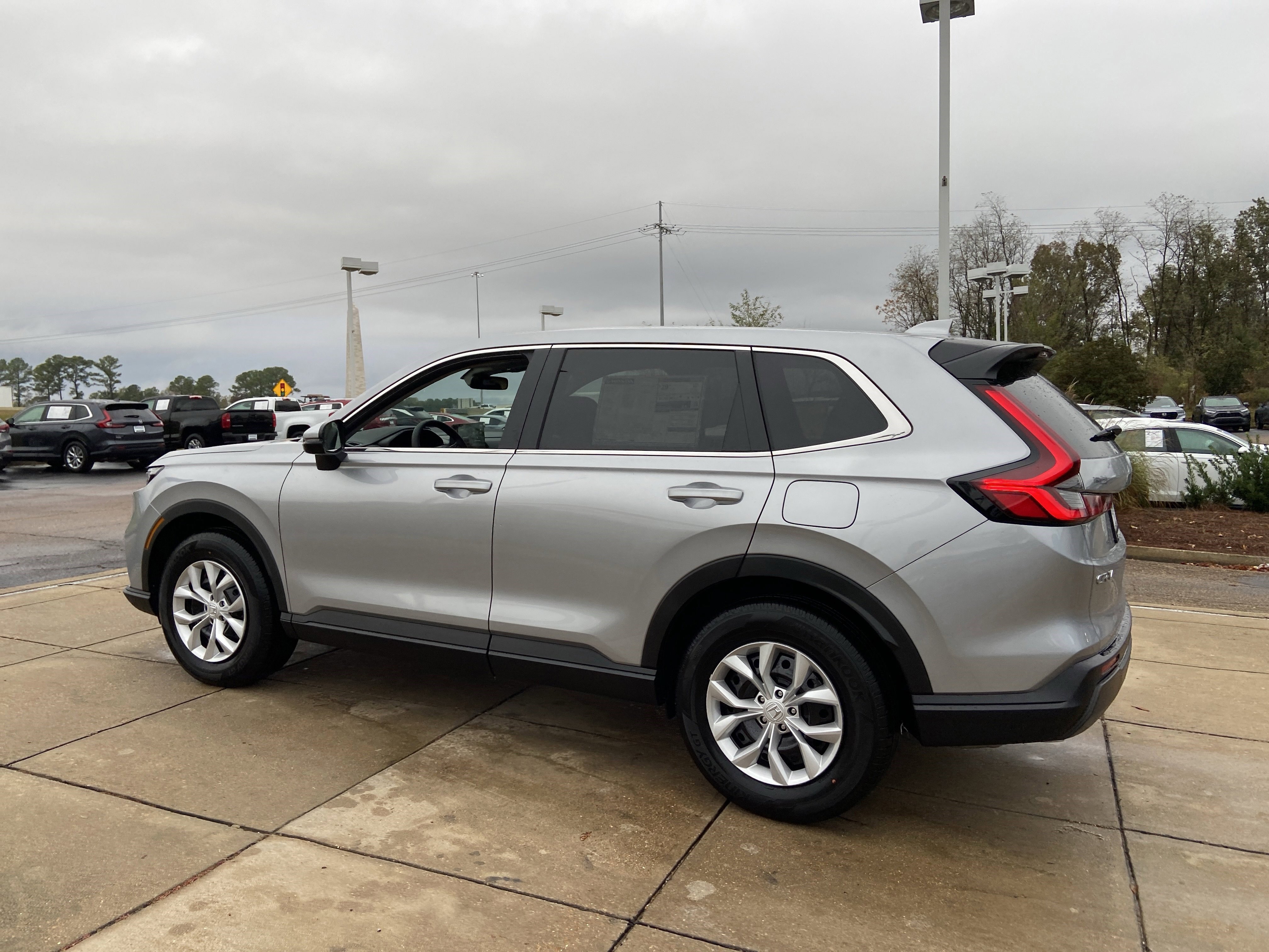 New 2026 Solar Silver Metallic Honda LX image 7