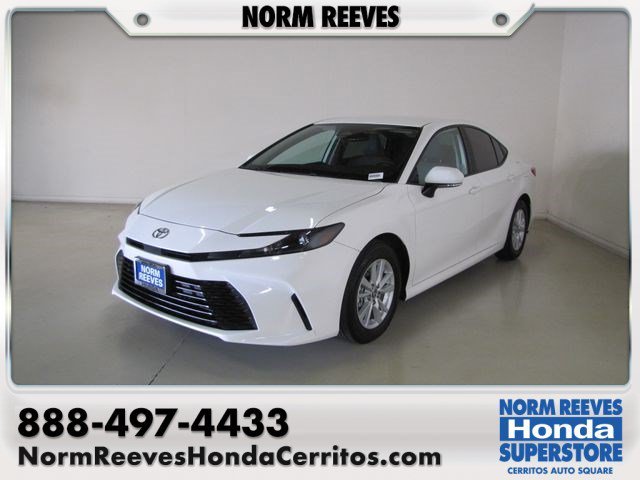 Used 2025 White Toyota  image 1