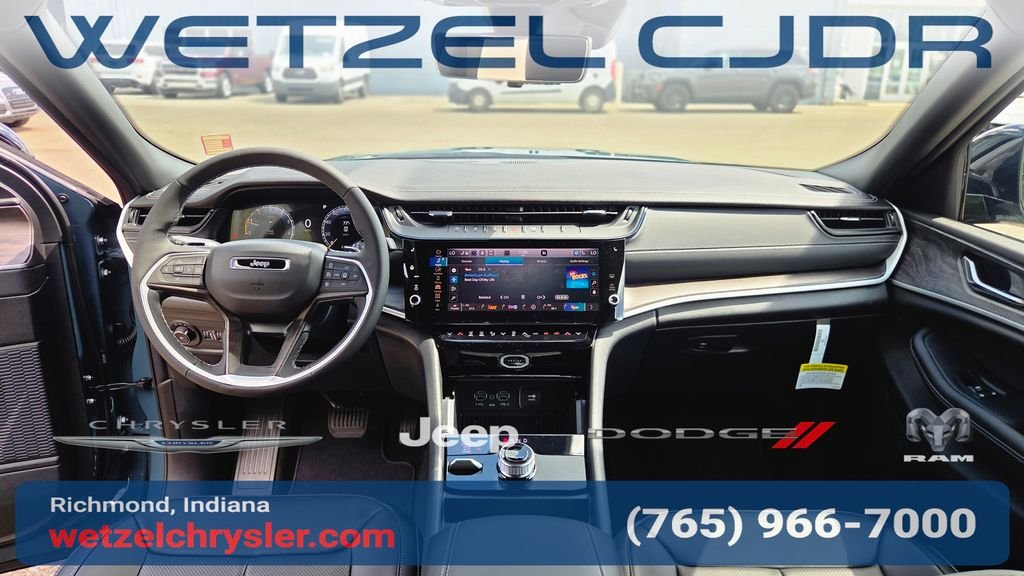 New 2027 Steel Blue Paint Jeep Limited image 28
