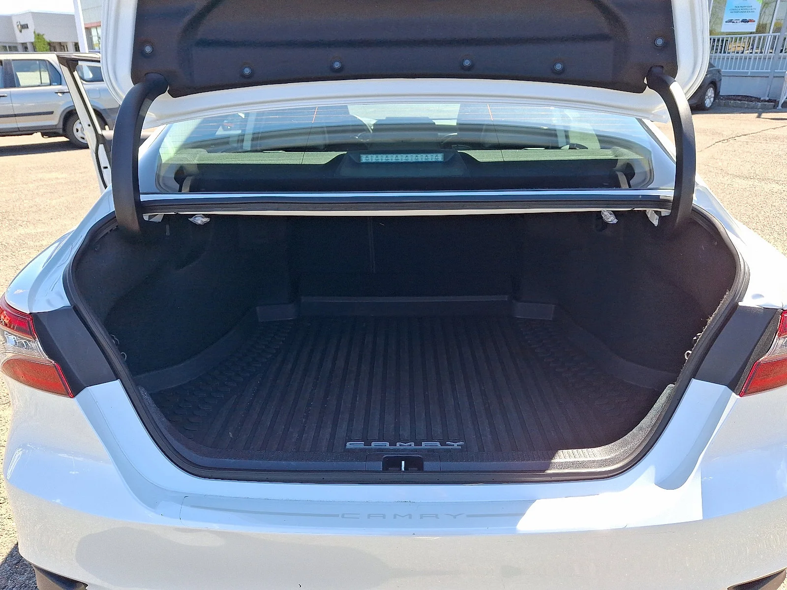Used 2024 Wind Chill Pearl - 089 Toyota XLE image 28