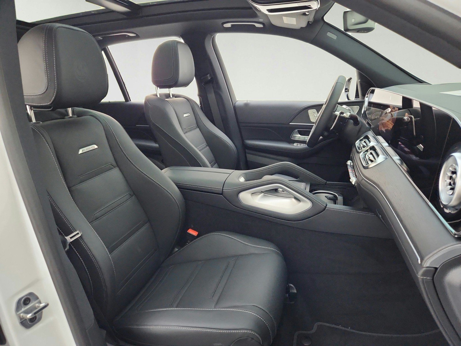 New 2027 MANUFAKTUR Moonlight White Metallic Mercedes-Benz AMG® GLE 53e 4MATIC+ SUV image 57