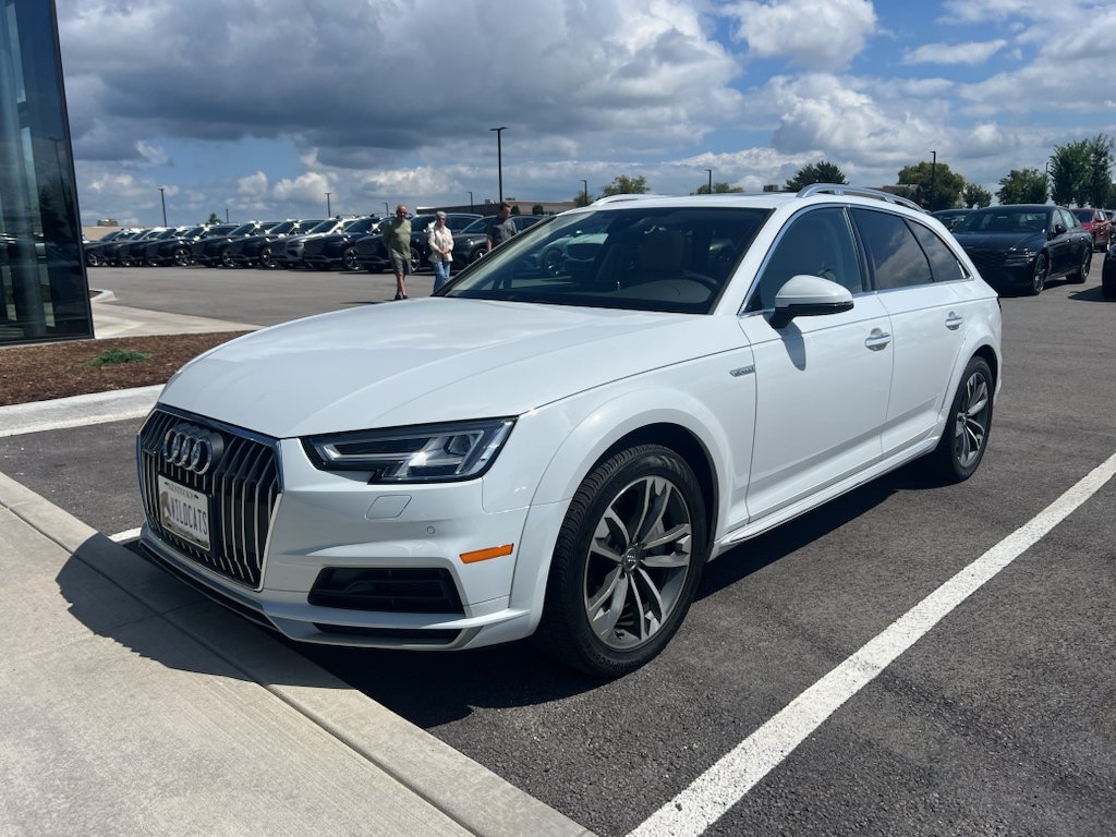 Used 2018 Glacier White Metallic Audi Premium Plus image 3