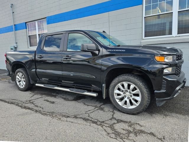Used 2022 Black Chevrolet Custom image 3