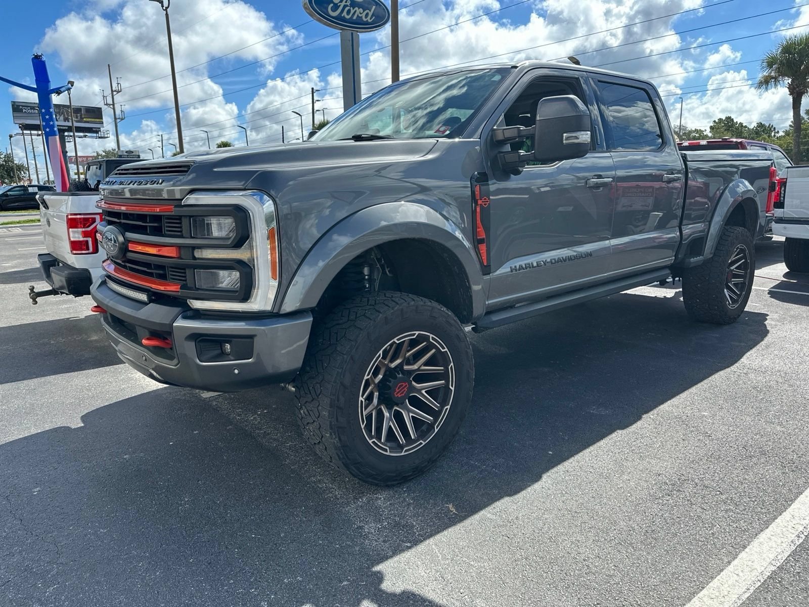 Used 2023 Gray Metallic Ford Lariat image 2