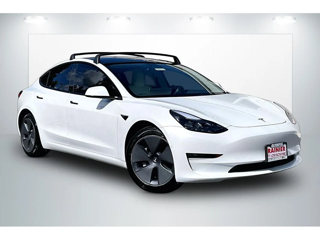 2022 Tesla Model 3 Long Range Dual Motor All-Wheel Drive's photo
