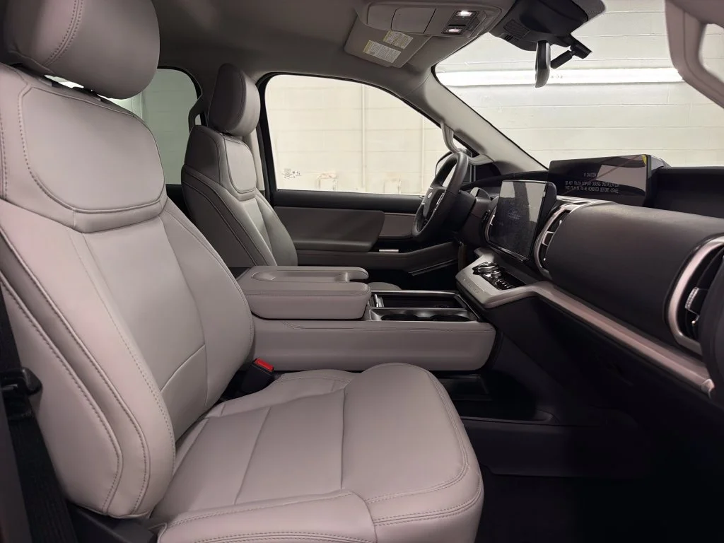 New 2027 Gray Ford Active image 28
