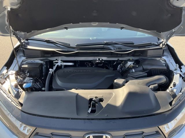 Certified Used 2026 Solar Silver Metallic Honda EX-L image 68