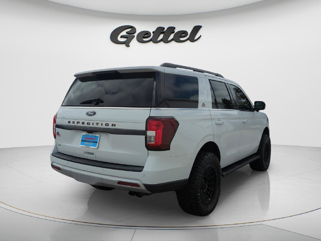 Used 2022 White Ford Timberline image 5